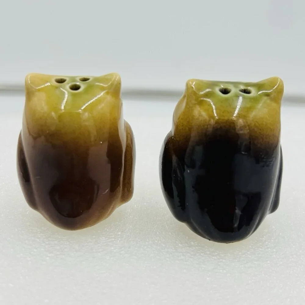 Vintage Owl Salt and Pepper Shakers Ceramic Small 2